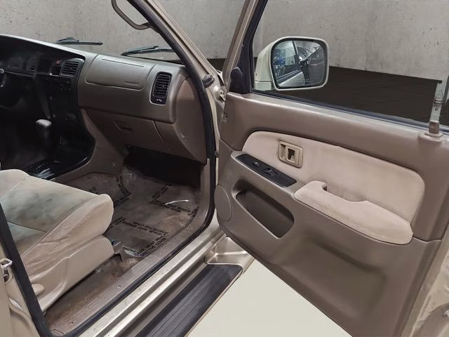2001 Dorado Gold Toyota 4Runner SR5 RWD SUV