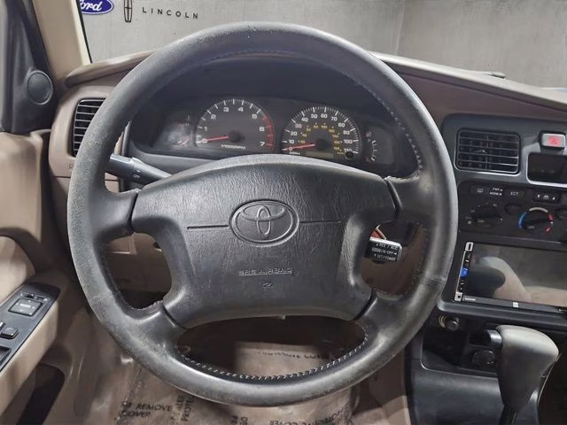 2001 Dorado Gold Toyota 4Runner SR5 RWD SUV