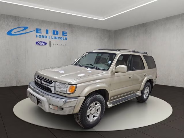 2001 Dorado Gold Toyota 4Runner SR5 RWD SUV