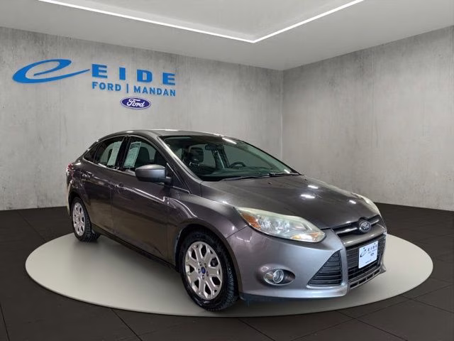 2012 Sterling Gray Metallic Ford Focus SE FWD Sedan