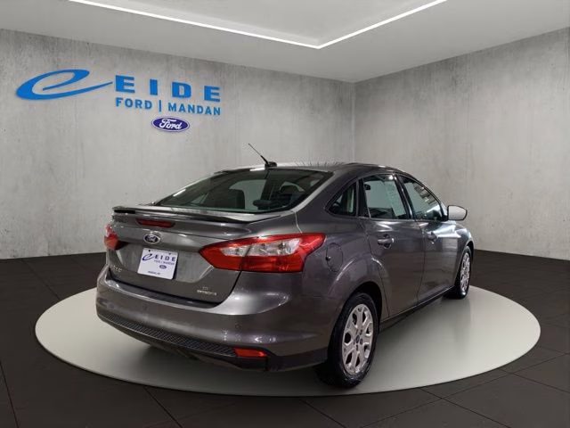 2012 Sterling Gray Metallic Ford Focus SE FWD Sedan