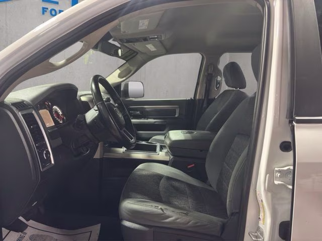 2014 Bright White Clearcoat Ram 3500 Big Horn 4X4 Truck