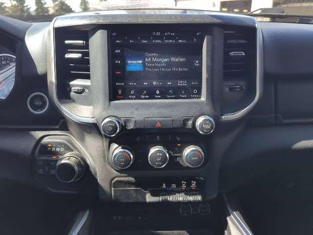 2019 Diamond Black Crystal Pearlcoat Ram 1500 Big Horn 4X4 Truck