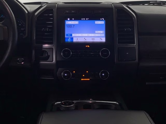 2019 Agate Black Metallic Ford Expedition XLT 4X4 SUV