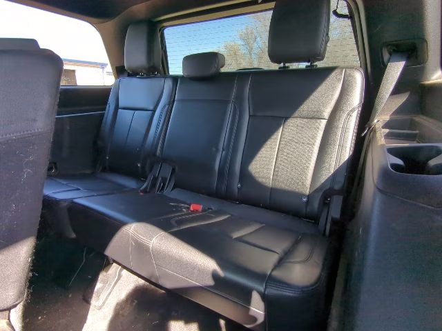 2019 Agate Black Metallic Ford Expedition XLT 4X4 SUV