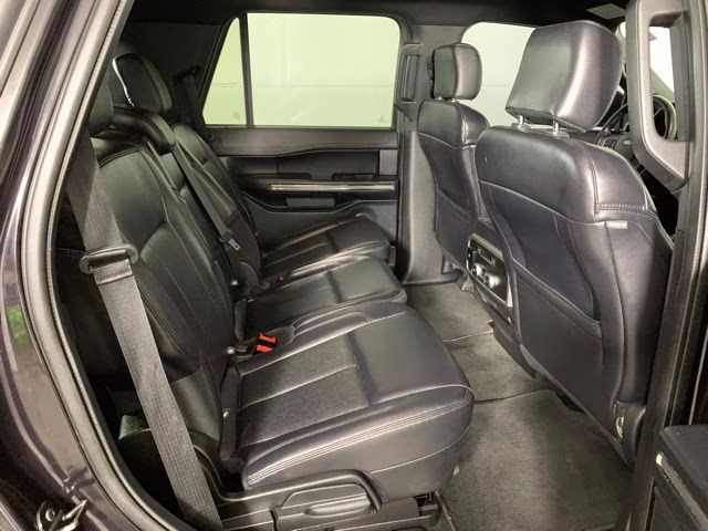 2019 Agate Black Metallic Ford Expedition XLT 4X4 SUV