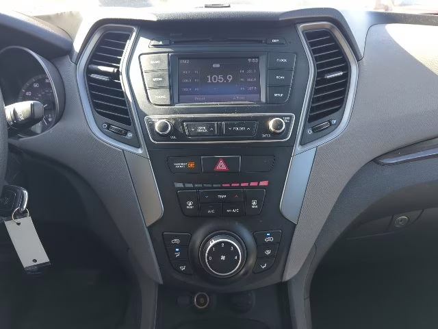 2018 Pearl White Hyundai Santa Fe Sport 2.4 Base AWD SUV