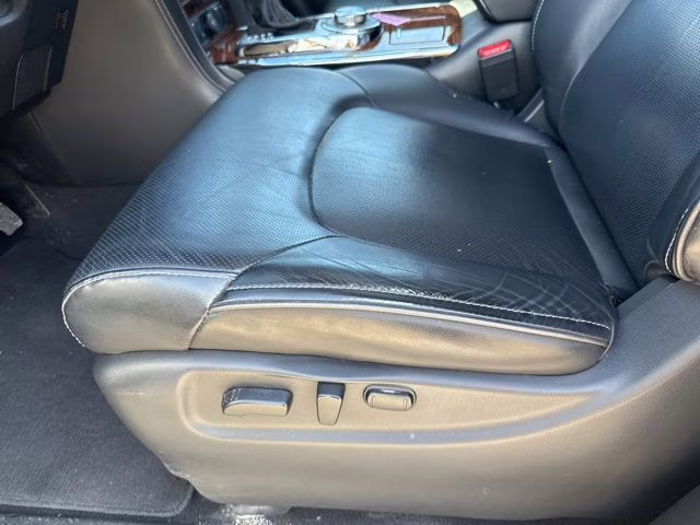 2019 Black Obsidian INFINITI QX80 LUXE 4X4 SUV