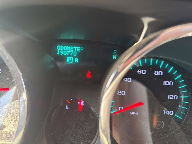 2012 White Diamond Tricoat Chevrolet Traverse 2LT AWD SUV