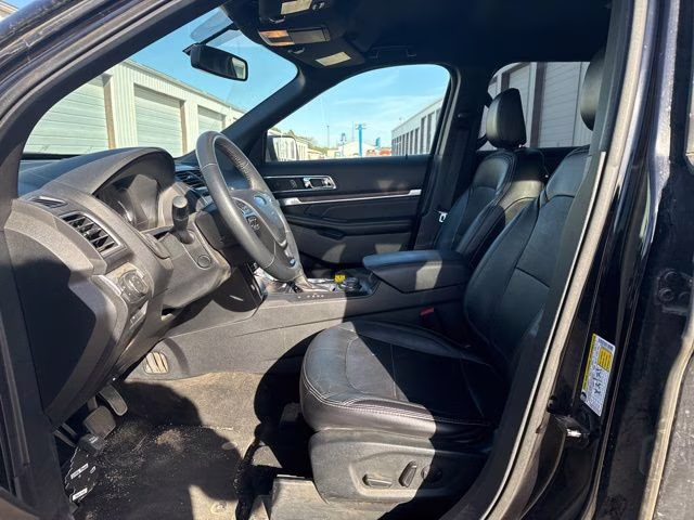 2019 Black Metallic Ford Explorer Limited 4X4 SUV