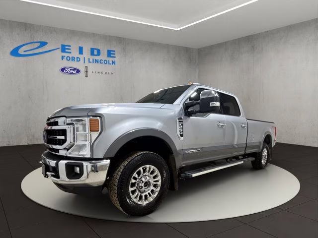 2022 Iconic Silver Metallic Ford Super Duty F-250 SRW Lariat 4X4 Truck