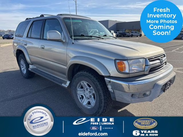 2001 Dorado Gold Toyota 4Runner SR5 RWD SUV