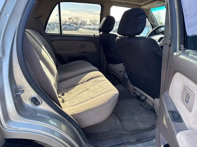 2001 Dorado Gold Toyota 4Runner SR5 RWD SUV