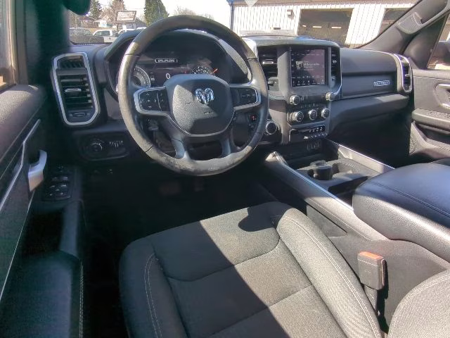 2019 Diamond Black Crystal Pearlcoat Ram 1500 Big Horn 4X4 Truck