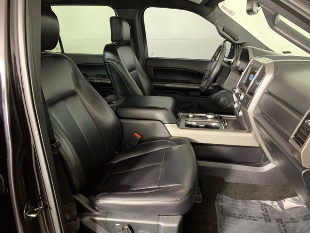 2019 Agate Black Metallic Ford Expedition XLT 4X4 SUV