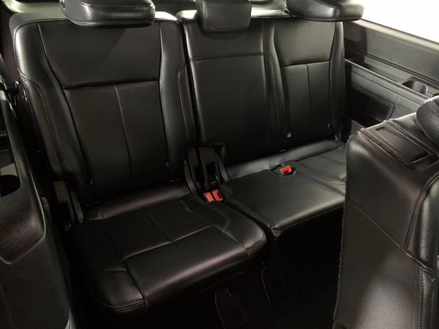 2019 Agate Black Metallic Ford Expedition XLT 4X4 SUV