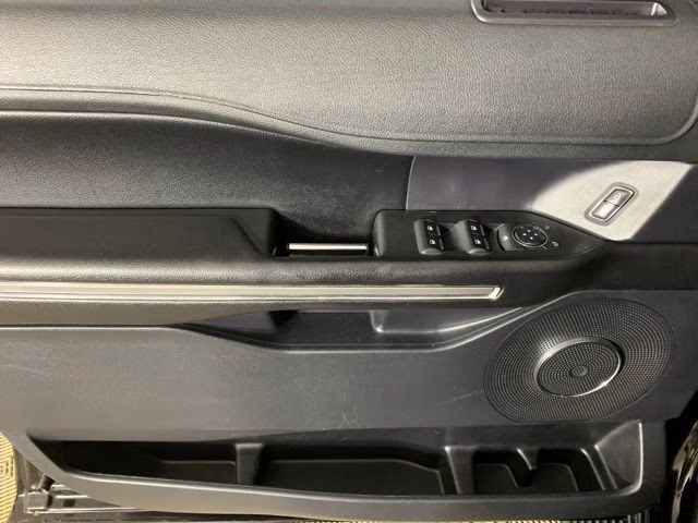 2019 Agate Black Metallic Ford Expedition XLT 4X4 SUV