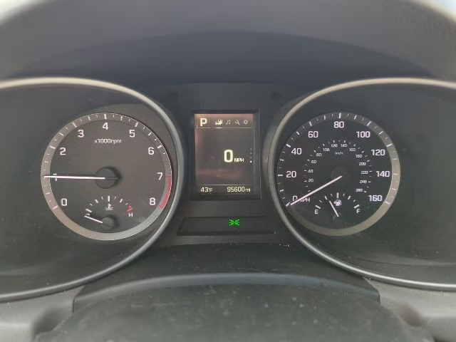 2018 Pearl White Hyundai Santa Fe Sport 2.4 Base AWD SUV