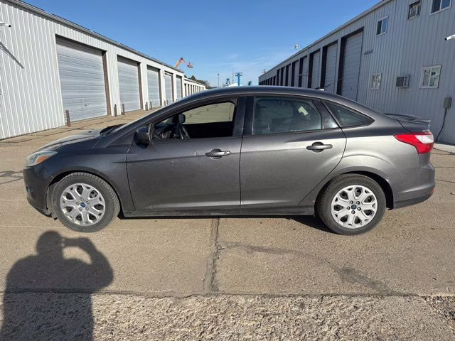 2012 Sterling Gray Metallic Ford Focus SE FWD Sedan