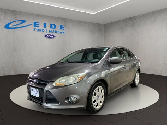 2012 Sterling Gray Metallic Ford Focus SE FWD Sedan