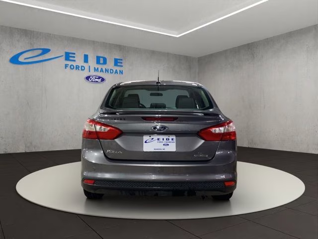 2012 Sterling Gray Metallic Ford Focus SE FWD Sedan