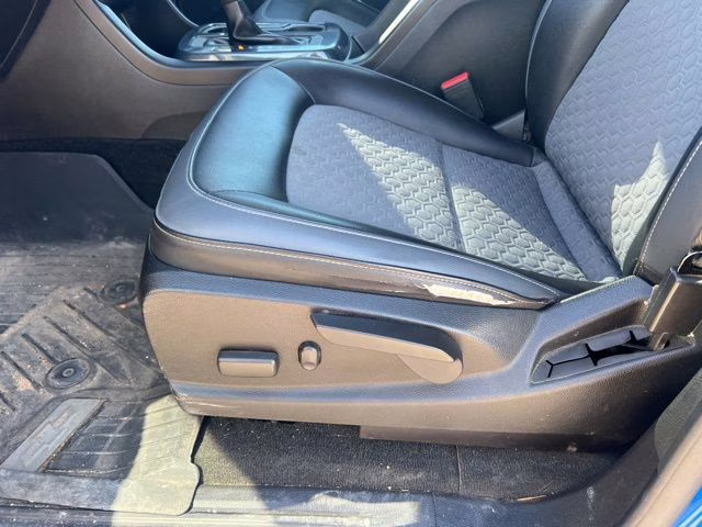 2018 Kinetic Blue Metallic Chevrolet Colorado Z71 4X4 Truck