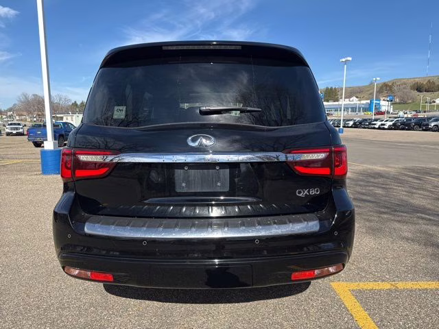 2019 Black Obsidian INFINITI QX80 LUXE 4X4 SUV