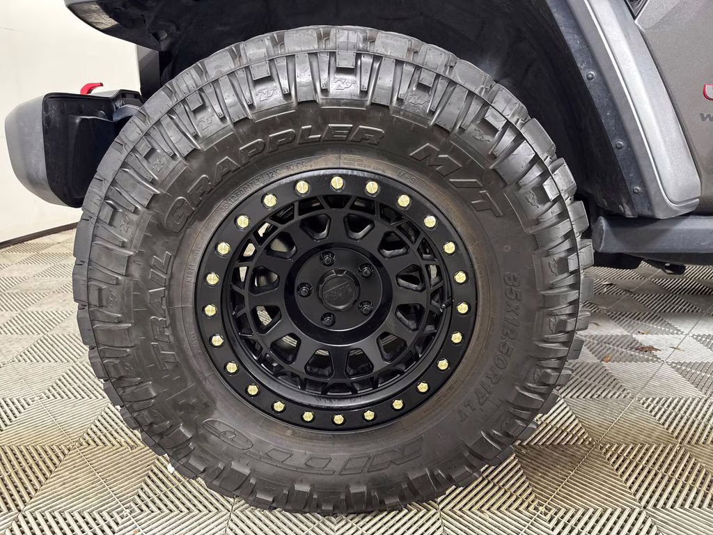 2019 Granite Crystal Metallic Clearcoat Jeep Wrangler Unlimited Rubicon 4X4 SUV
