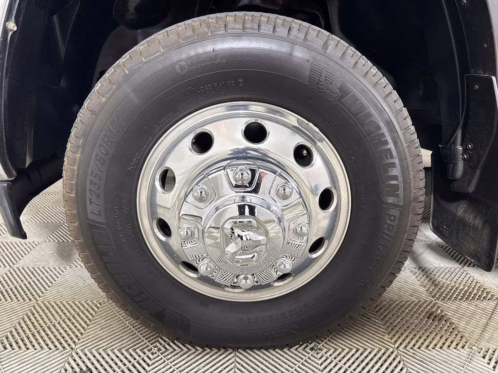 2022 Granite Crystal Metallic Clearcoat Ram 3500 Laramie 4X4 Truck