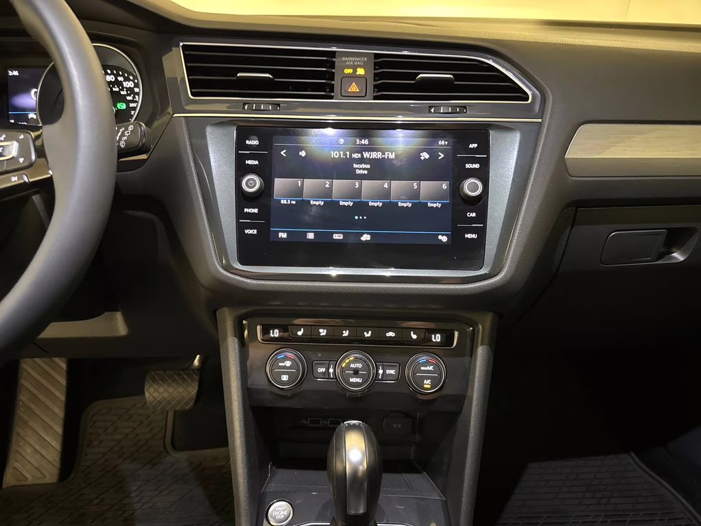 2020 Silk Blue Metallic Volkswagen Tiguan 2.0T SE FWD SUV