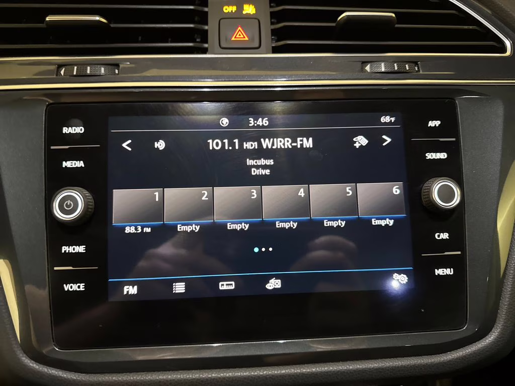 2020 Silk Blue Metallic Volkswagen Tiguan 2.0T SE FWD SUV