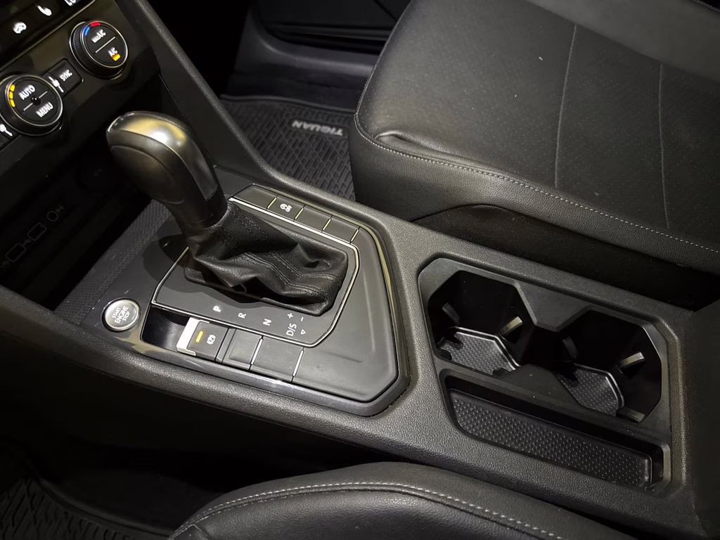 2020 Silk Blue Metallic Volkswagen Tiguan 2.0T SE FWD SUV