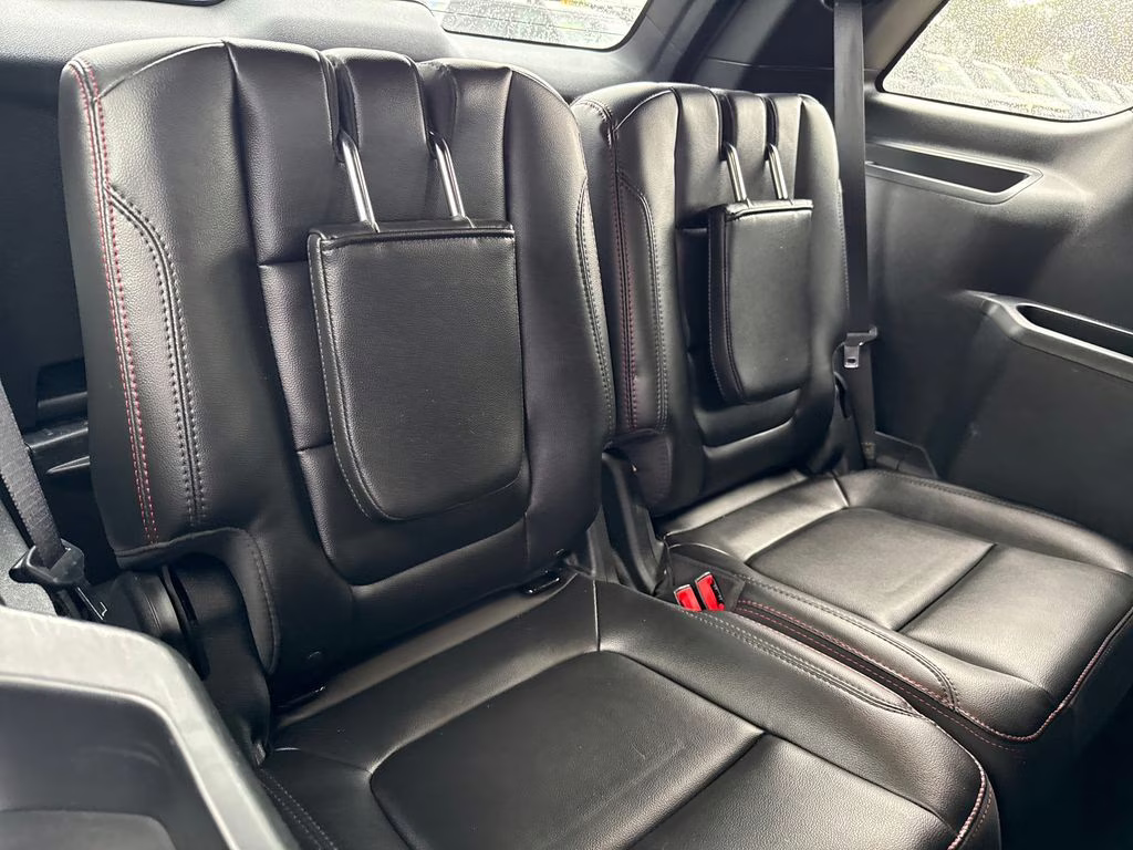 2018 Magnetic Metallic Ford Explorer Sport 4X4 SUV