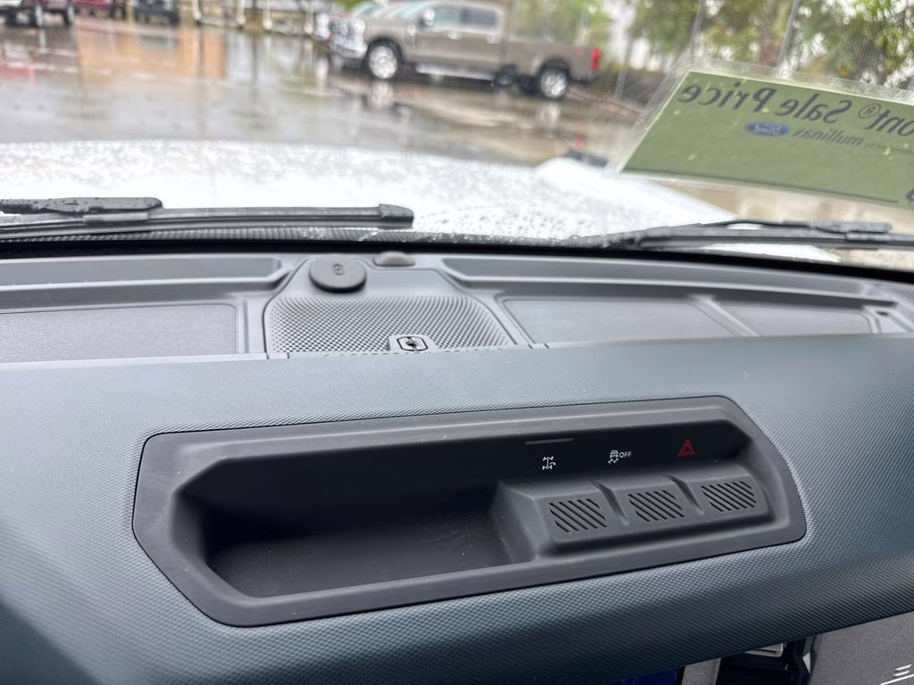 2024 Oxford White Ford Bronco Outer Banks 4X4 SUV