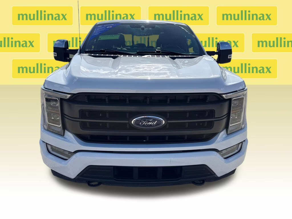 2021 Oxford White Ford F-150 Lariat 4X4 Truck