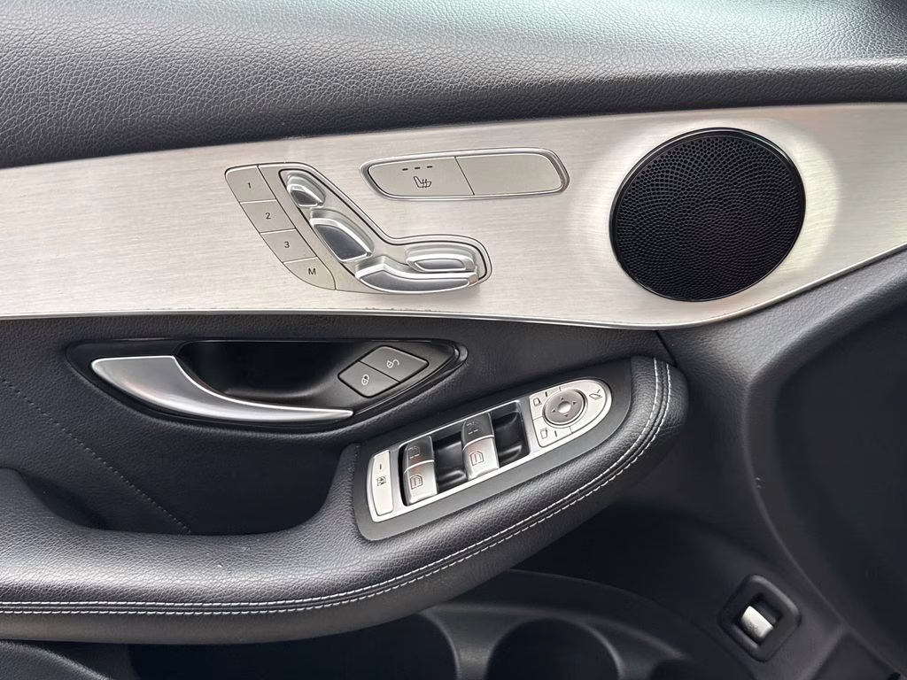 2019 Black Mercedes-Benz GLC GLC 300 RWD SUV