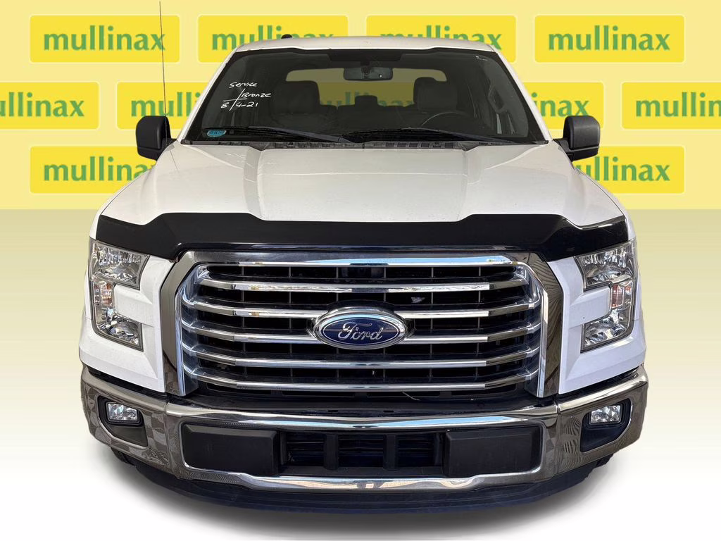 2015 Oxford White Ford F-150 XLT RWD Truck