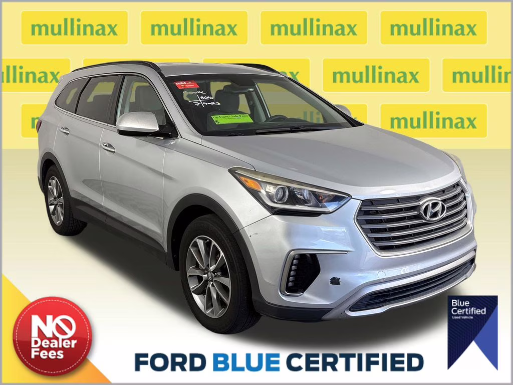 2017 Circuit Silver Hyundai Santa Fe SE FWD SUV