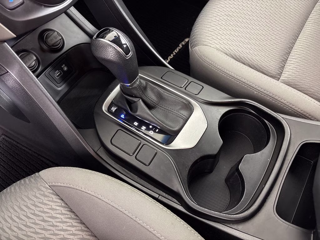 2017 Circuit Silver Hyundai Santa Fe SE FWD SUV