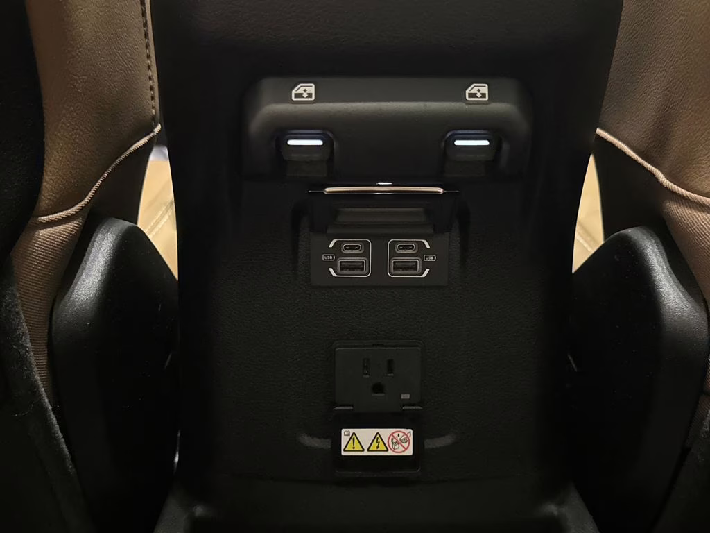 2022 Black Clearcoat Jeep Wrangler Unlimited Rubicon 4X4 SUV
