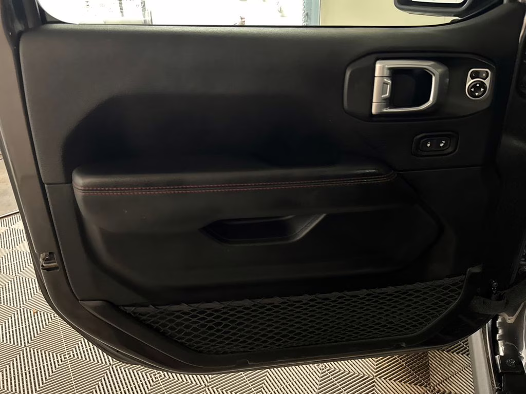 2019 Granite Crystal Metallic Clearcoat Jeep Wrangler Unlimited Rubicon 4X4 SUV