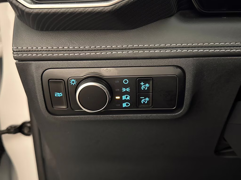 2024 Oxford White Ford Mustang EcoBoost Premium RWD Coupe