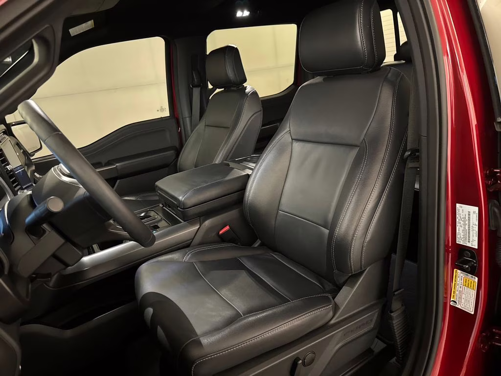 2024 Rapid Red Metallic Tinted Clearcoat Ford F-150 XLT RWD Truck