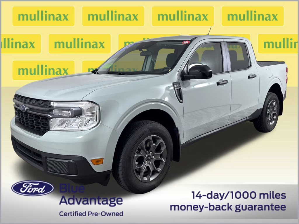 2024 Cactus Gray Ford Maverick XLT FWD Truck