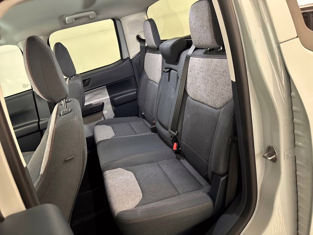 2024 Cactus Gray Ford Maverick XLT FWD Truck