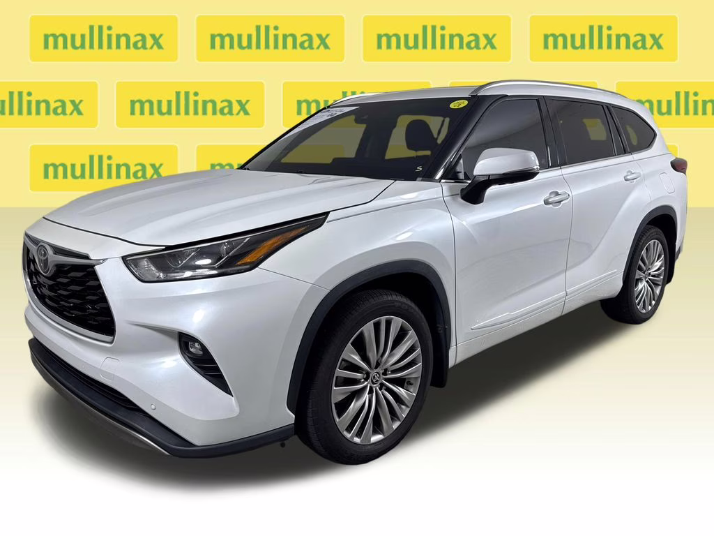 2022 Wind Chill Pearl Toyota Highlander Platinum AWD SUV