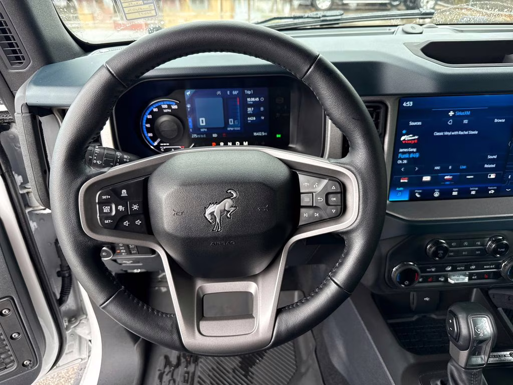 2024 Oxford White Ford Bronco Outer Banks 4X4 SUV