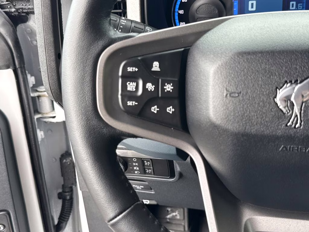 2024 Oxford White Ford Bronco Outer Banks 4X4 SUV