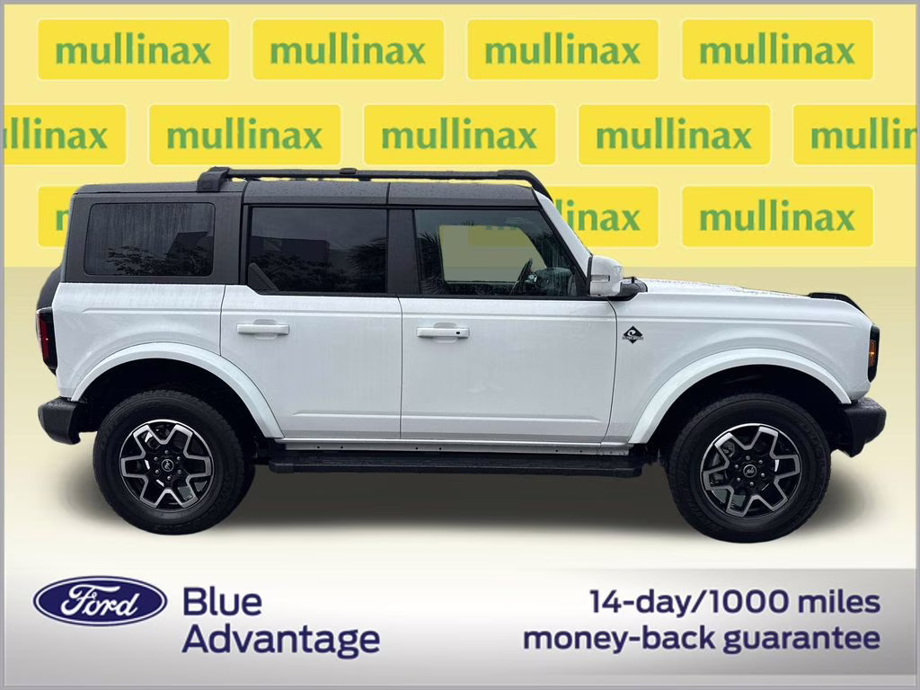 2024 Oxford White Ford Bronco Outer Banks 4X4 SUV