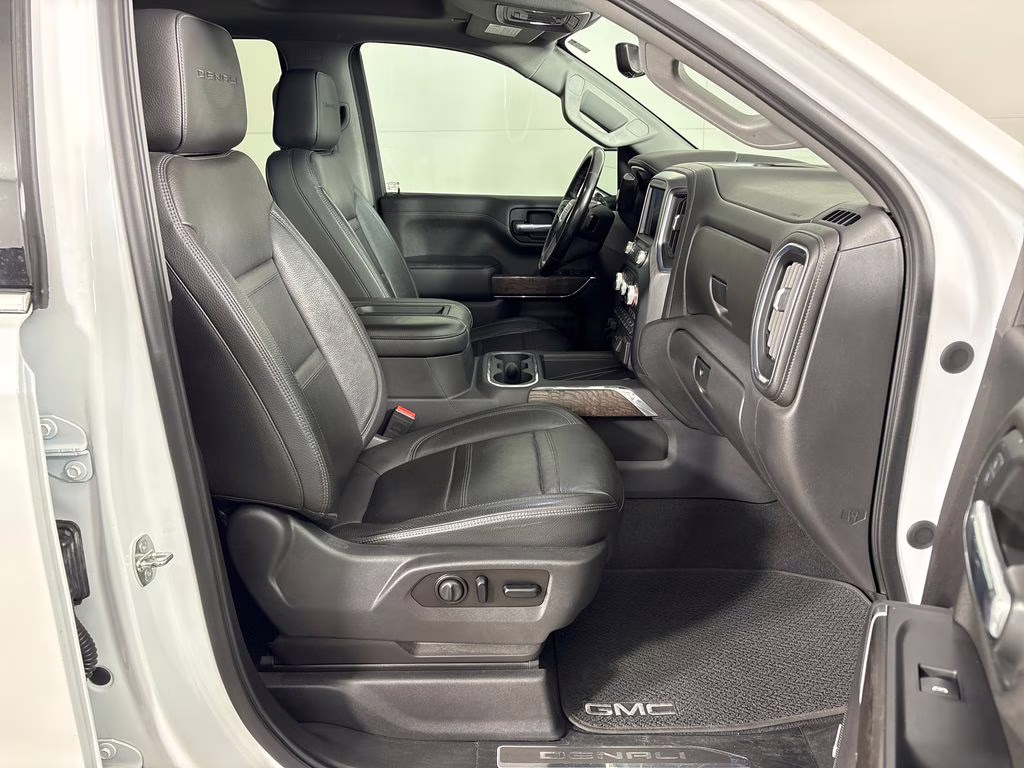 2020 White Frost Tricoat GMC Sierra 1500 Denali 4X4 Truck